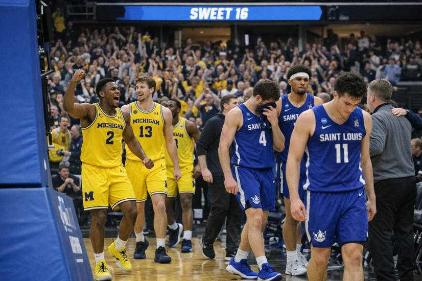 March Madness scores, winners and losers: No. 1 seeds Duke, Michigan pull away; Texas A&M gets rude awakening