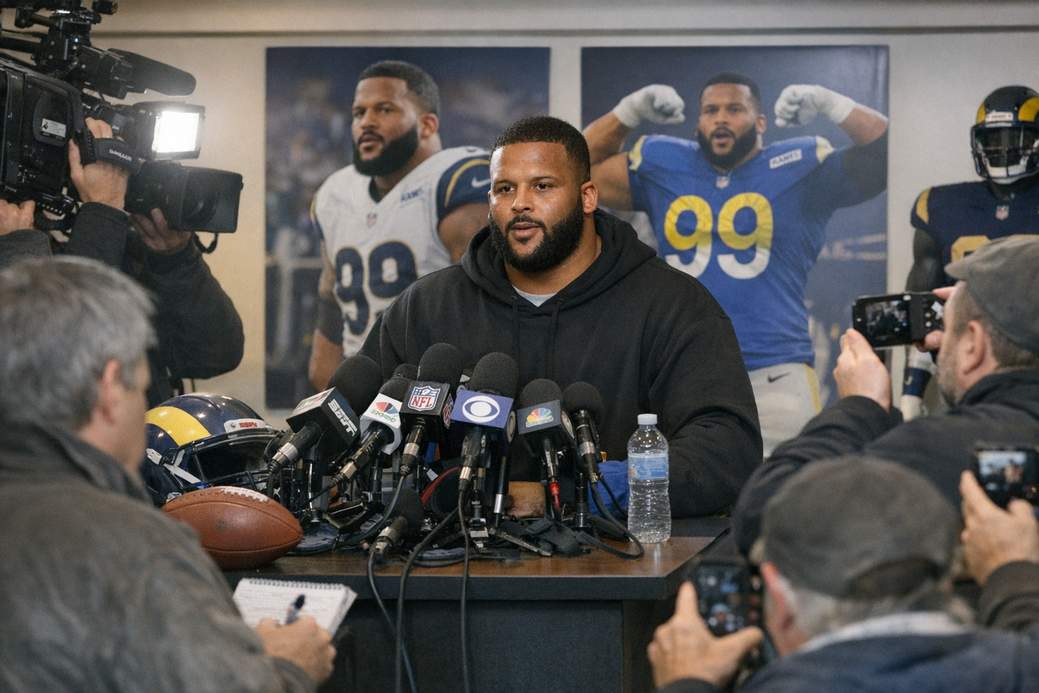 Ranking the NFL's 15 Greatest Comebacks From Retirement — Will Aaron Donald Join the Club?