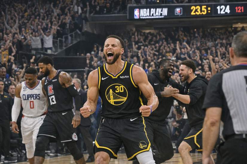 Stephen Curry goes into superhero mode, and the Warriors are still alive after Play-In Tournament thriller